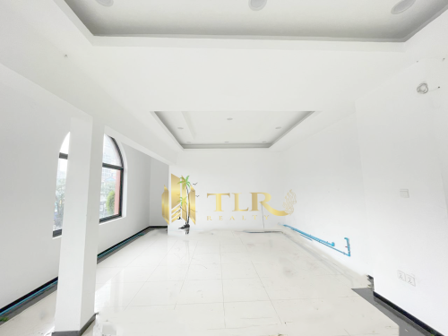 Commercial Building for Rent
