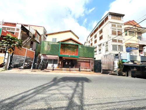 Commercial Business Villa For Rent in BKK Area on Commercial Road.