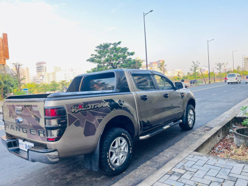 Ford XLT 2015 ម៉ាសុីនធំ ឡានខ្ចី លក់ប្រញាប់លុយ