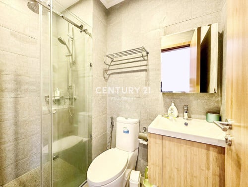 Fully Furnished One Bedroom at Golden One BKK3