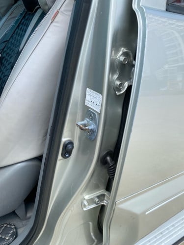 Hilux Vigo លេខដៃអូតូកាប់ពីតាស់