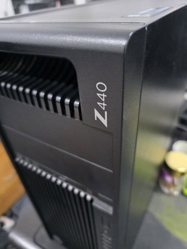 HP Z440 ប្រញ៉ាប់លុយ