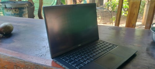 Latitude 7410