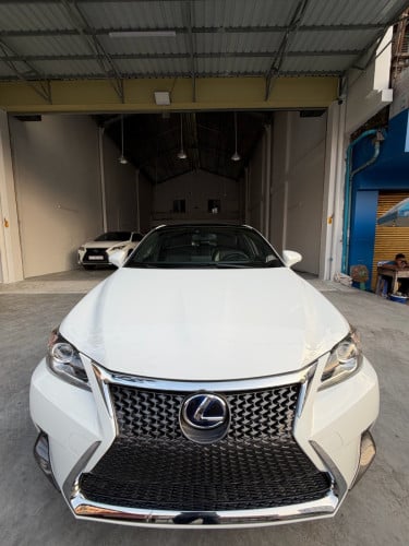 Lexus ct 200h