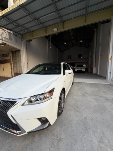 Lexus ct 200h