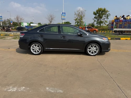 Lexus hs250h