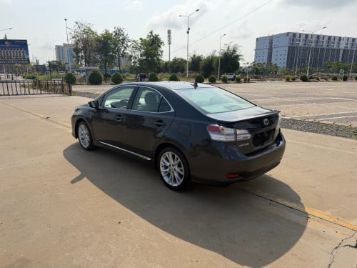 Lexus hs250h