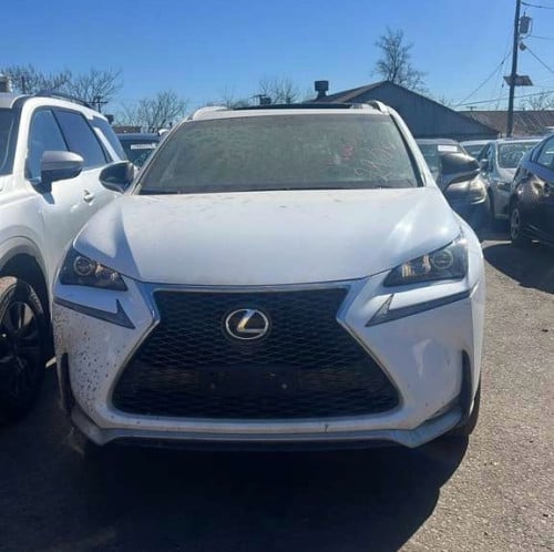 Lexus NX200T F sport