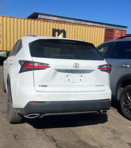 Lexus NX200T F sport