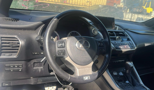 Lexus NX200T F sport