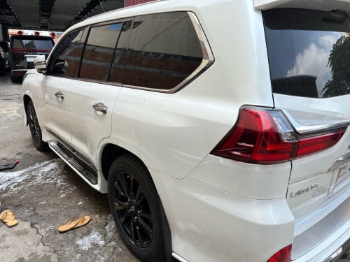 Lx570 Sport Full ថ្នាំ​ស៊ីន​មួយ​ជុំ​