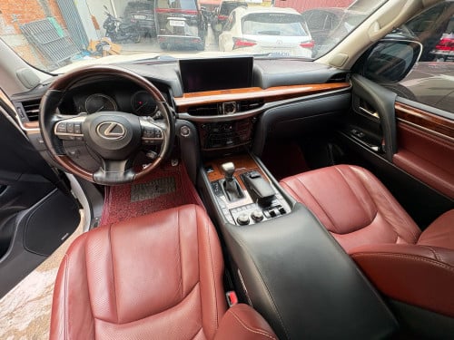 Lx570 Sport Full ថ្នាំ​ស៊ីន​មួយ​ជុំ​