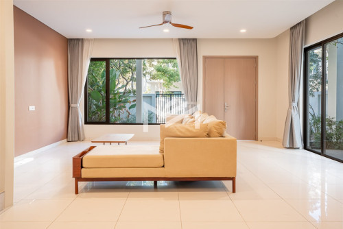 Modern 4 Bedbrooms Villa for RENT in Borey Chankiri near New Airport
