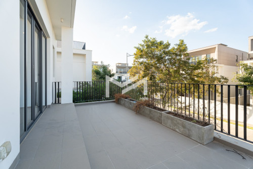 Modern 4 Bedbrooms Villa for RENT in Borey Chankiri near New Airport