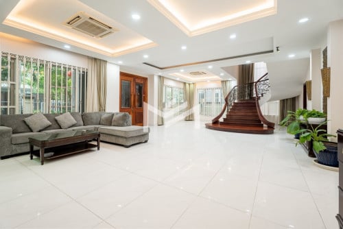 Modern 5 Bedrooms Villa for RENT in Elite Town Diamond Island near AEON Mall