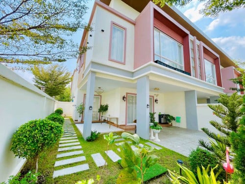 Sakura Villa For Rent