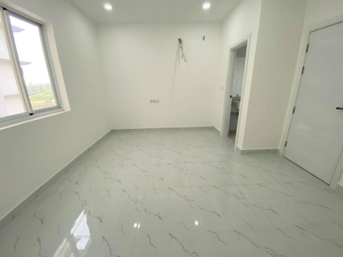 Shop house for rent