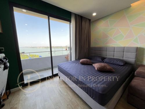 Apartment for Rent | Panoramic Mekong River View 🌅