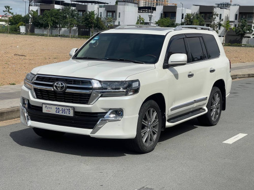Today LandCruiser 2010 ឡេីង​ 2021