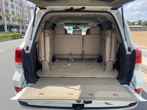 Today LandCruiser 2010 ឡេីង​ 2021