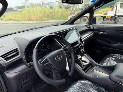 Toyota Alphard 2016 V4 សាំងសុទ្ធ ប្រភេទឡានស្អាត