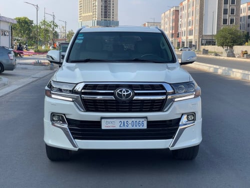 Toyota LandCruiser GXR  2011 ខួប50​ ឡេីង2021​