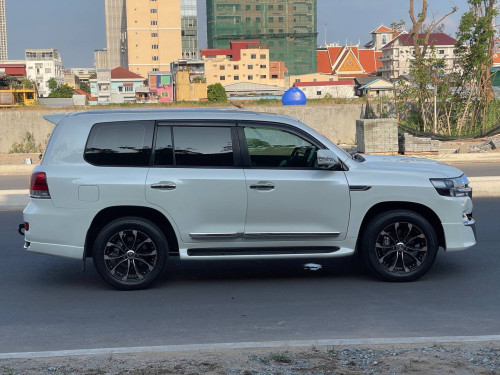 Toyota LandCruiser GXR  2011 ខួប50​ ឡេីង2021​