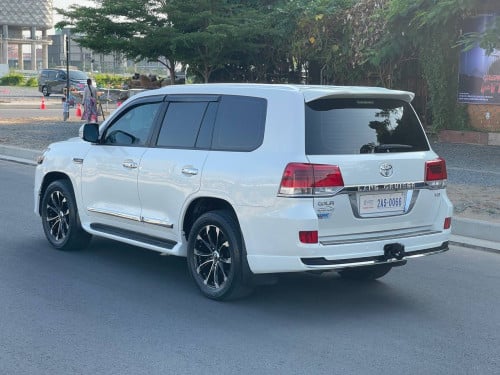 Toyota LandCruiser GXR  2011 ខួប50​ ឡេីង2021​