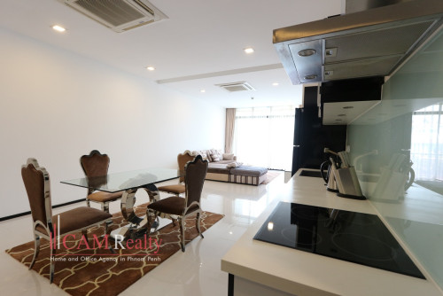 Western Style 1 Bedroom Serviced Apartment For Rent in Daun Penh