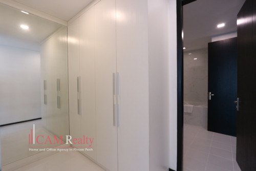 Western Style 1 Bedroom Serviced Apartment For Rent in Daun Penh
