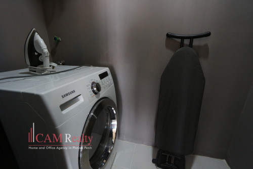 Western Style 1 Bedroom Serviced Apartment For Rent in Daun Penh