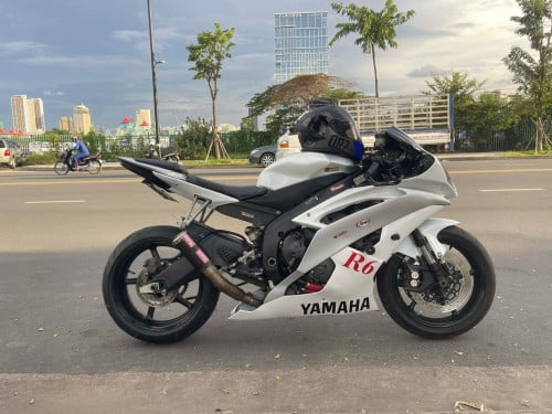 Yamaha R6 year 2013 ពន្ធពេញឆ្នាំ ម៉ូតូសនុំ ស្អាត តំលៃ4500$ ចរចារ ម៉ូតូអ្នកជិះផ្ទាល់