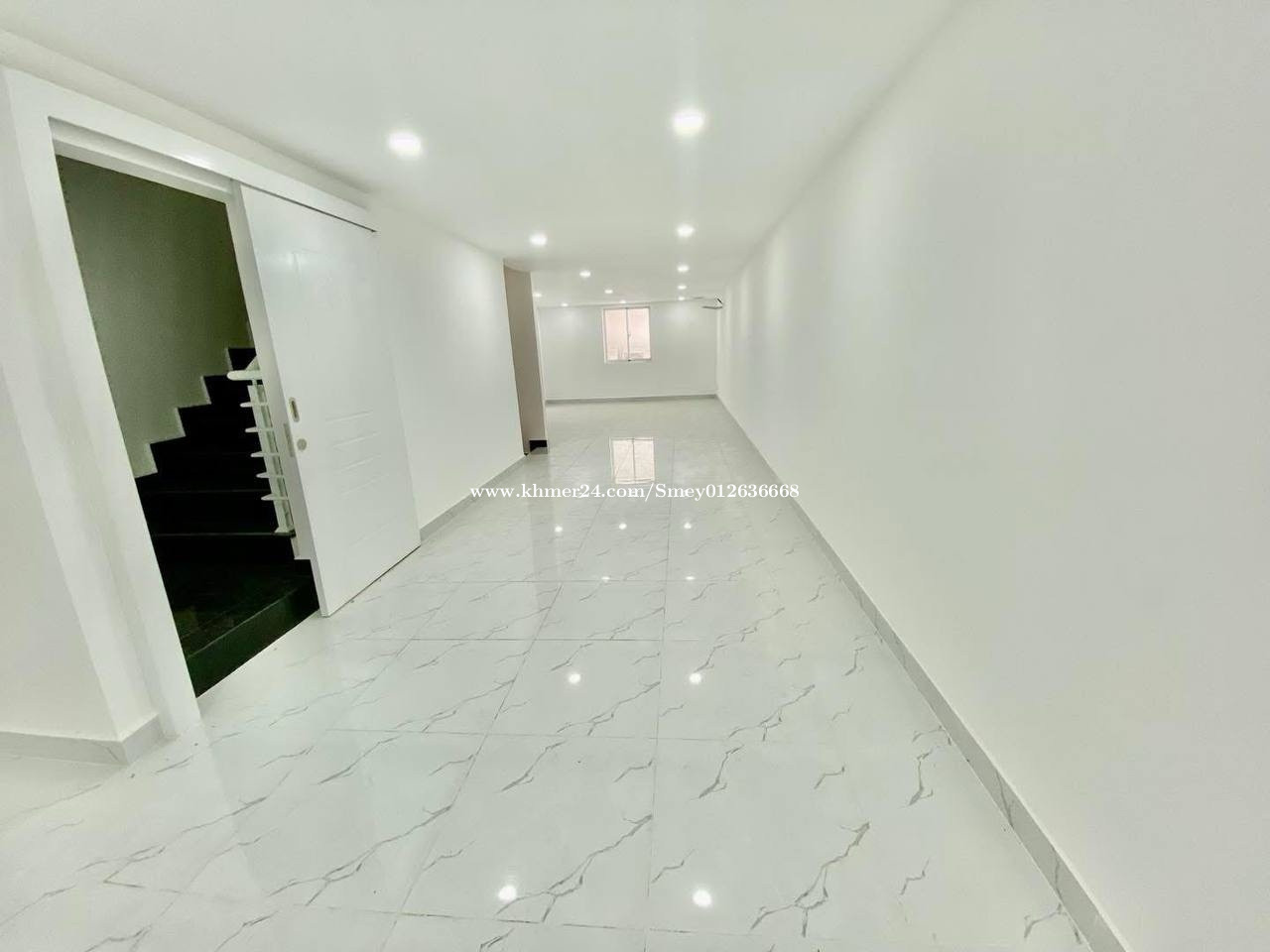 Shop house for rent