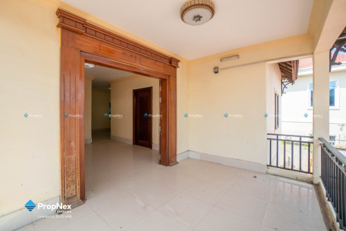 ផ្ទះវីឡាទោល លក់បន្ទាន់ – បញ្ចុះតម្លៃពិសេស!