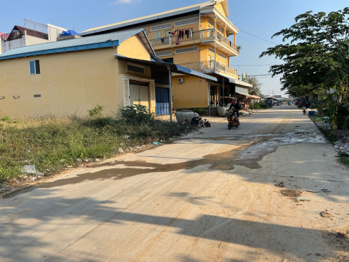 ដីលក់នៅព្រៃទារ