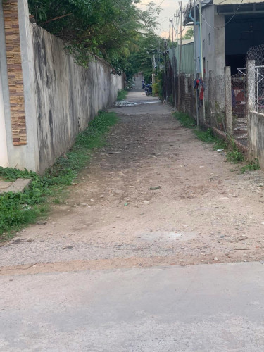 ដីលក់ ព្រែកឯង