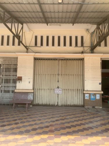 ផ្ទះ​អាជីវកម្មជួលក្រុងបាត់ដំបង​ ជិតផ្សារ​ សាលារៀន