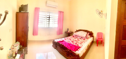 ផ្ទះ​អាជីវកម្មជួលក្រុងបាត់ដំបង​ ជិតផ្សារ​ សាលារៀន
