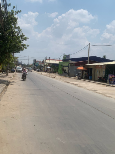 ផ្ទះ​អាជីវកម្មជួលក្រុងបាត់ដំបង​ ជិតផ្សារ​ សាលារៀន