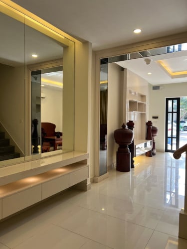 ផ្ទះលក់បន្ទាន់