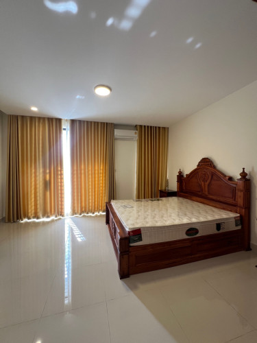 ផ្ទះលក់បន្ទាន់