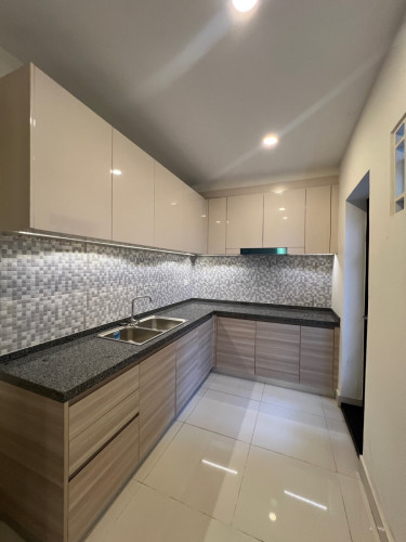 ផ្ទះលក់បន្ទាន់