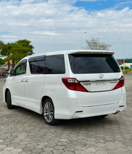 ឡានរៀបចំហើយ2014 ឡើង 2017 27900$ ចរចារបាន