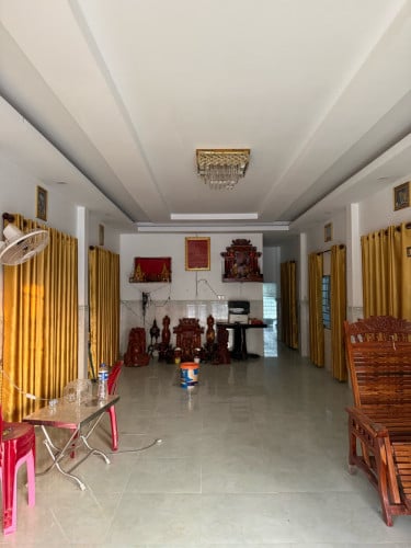 ផ្ទះសល់ដីក្រេាយ50ម៉ែត្រ