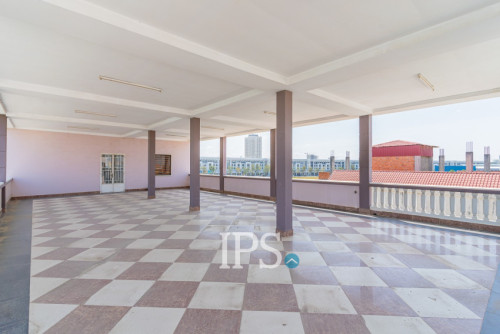 #FORSALE 6-Bedroom Villa For Sale -📍Chip Mong 271, Chak Angrae Leu, Phnom Penh
