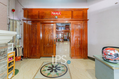 #FORSALE 6-Bedroom Villa For Sale -📍Chip Mong 271, Chak Angrae Leu, Phnom Penh