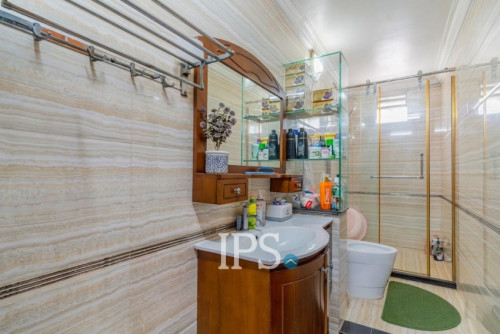 #FORSALE 6-Bedroom Villa For Sale -📍Chip Mong 271, Chak Angrae Leu, Phnom Penh