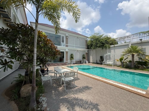 វីឡា Queen Villa សម្រាប់លក់ | Villa Queen for sale