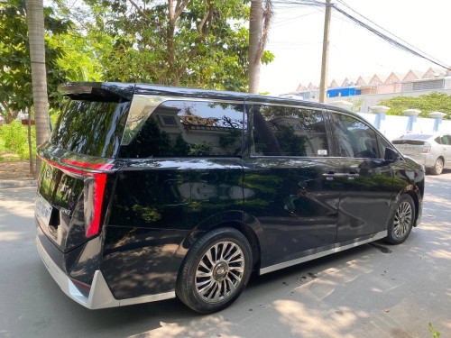👉ឡានលក់ GAC GN8 2024  អេក្រង់ 4 full option🚘   3មុឺនជាងគីឡូ💲4#### $ 低价出台2024传祺GN8💵💵