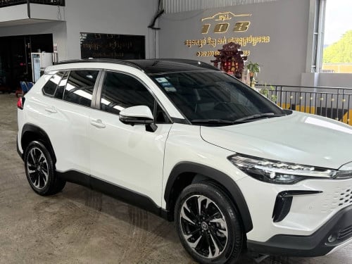 👉កាត់បានក្ដៅៗ TOYOTA COROLLA CROSS ឆ្នាំ 2024👉ធានឡាននាំចូលតាមក្រុមហ៊ុន